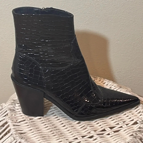 Truffle Collection mid heeled western boots in black croc size 40 EUR/ 9 US - Picture 7 of 12